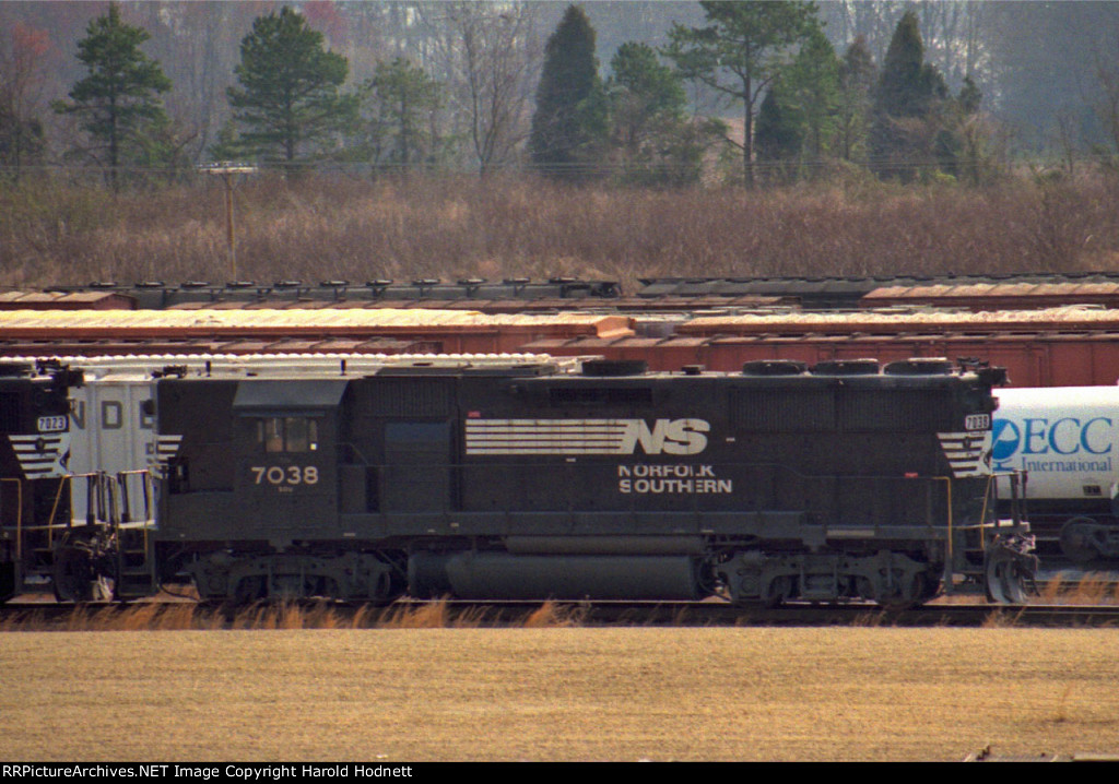 NS 7038